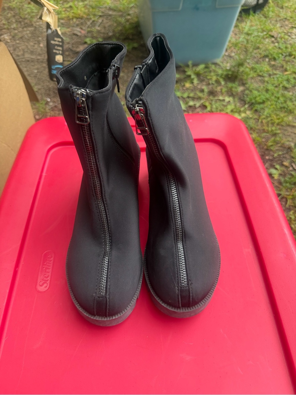 Black asos Front-Zip Women's Ankle Boots - Sleek Modern Style size 5